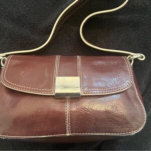 Elegant Brown Leather Shoulder Bag